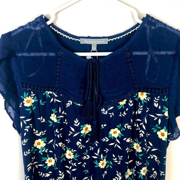 Daniel Rainn navy blue floral mixed media scoop neck flutter sleeve PS - Picture 2 of 8